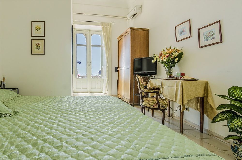 Hotel Bel Soggiorno Taormina Luaran gambar